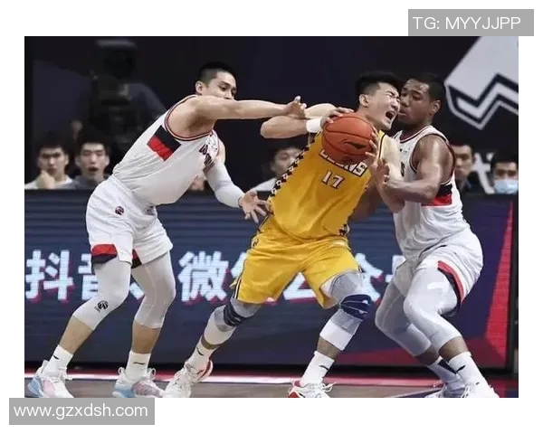 上海篮球队在选拔赛中以98分稳居积分榜首位