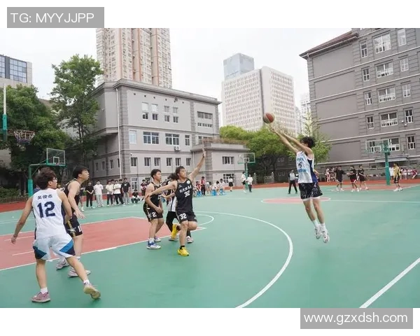 南京篮球队的拼搏历程与钻石联赛的荣耀之路 南京篮球队的拼搏历程与钻石联赛的荣耀之路