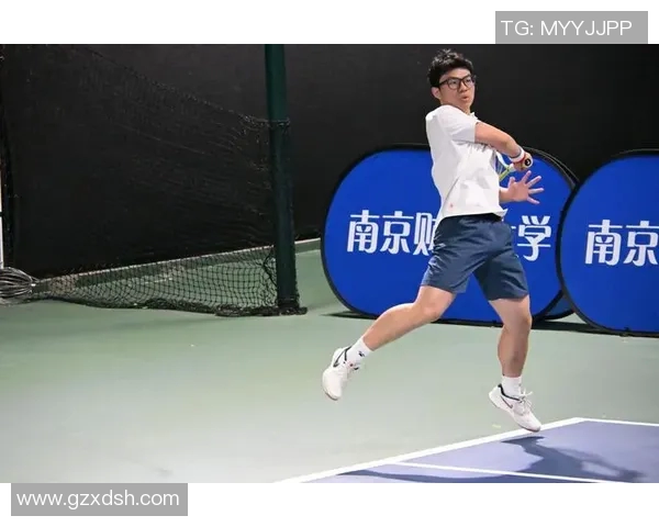 南京网球队在全国网球技术排行榜中荣登第八名展现实力与潜力 南京网球队在全国网球技术排行榜中荣登第八名展现实力与潜力