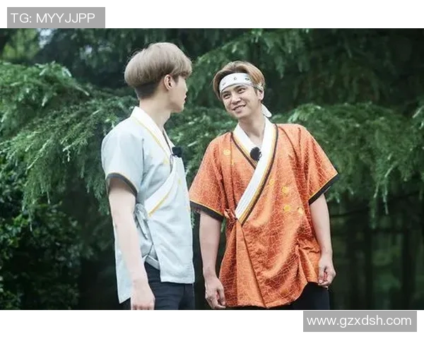 团队协作挑战足球明星名字大揭秘，快来一起猜测吧