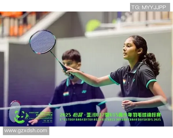 成都羽毛球队在世界锦标赛上的拼搏之路与荣耀时刻回顾