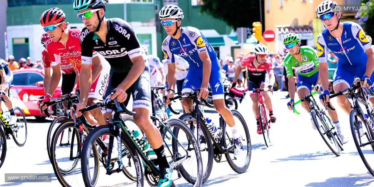 🎧【沉浸式体验】声临其境，感受赛场每一次呼吸！